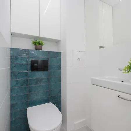 Elegancki Apartament W Warszawie Z Balkonem I Wanna By Rent Like Home Varsovia Exterior foto