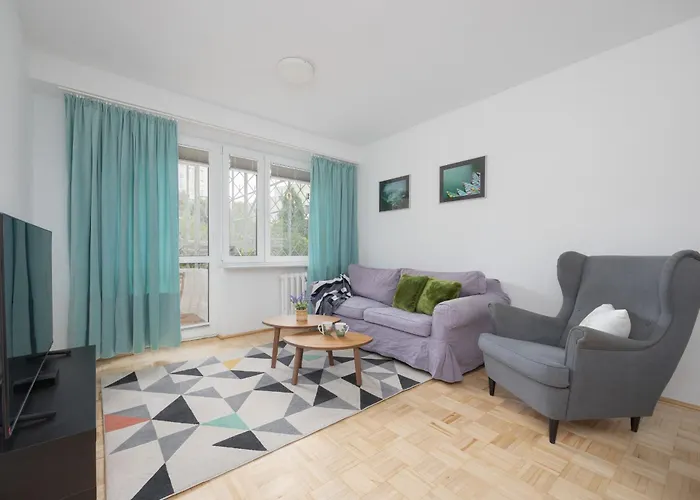 Elegancki Apartament W Warszawie Z Balkonem I Wanna By Rent Like Home