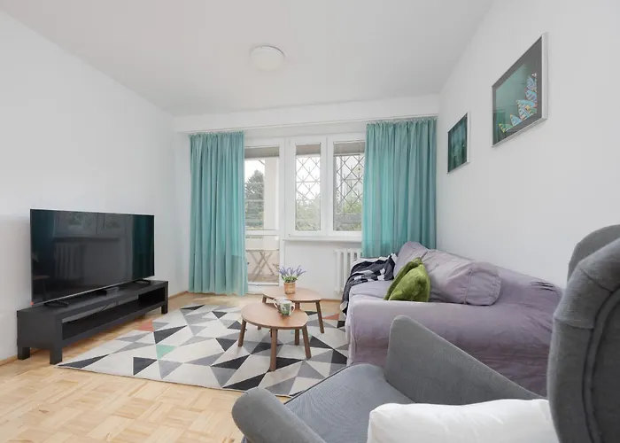 Elegancki Apartament W Warszawie Z Balkonem I Wanna By Rent Like Home