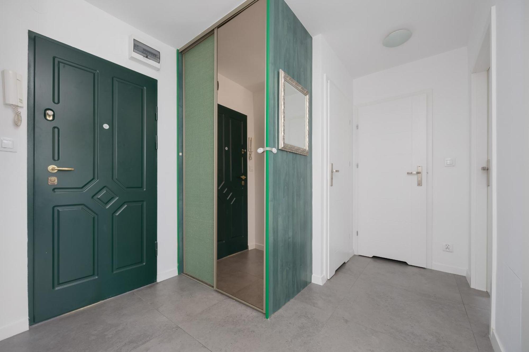 Elegancki W Warszawie Z Balkonem I Wanna By Rent Like Warsaw